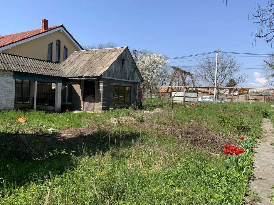 Land plot on the 2nd block of Mariya Demchenko Street
