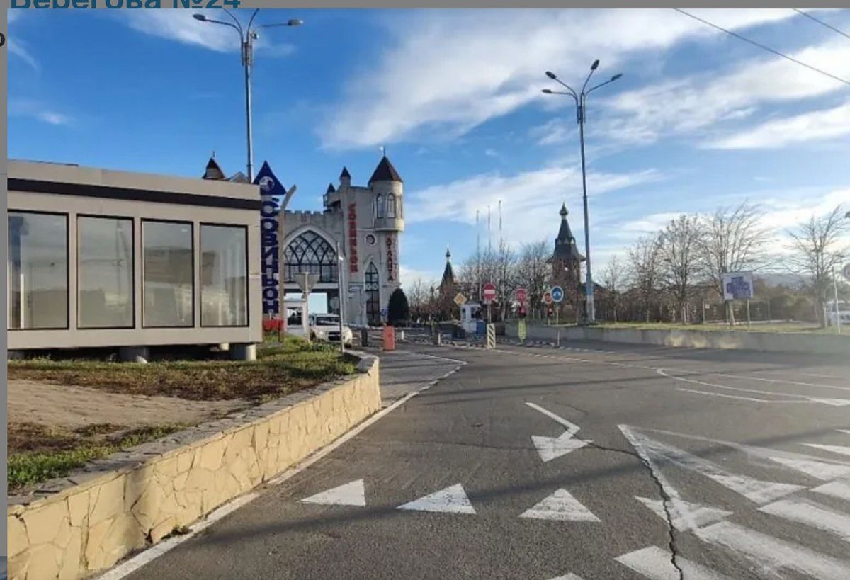 A 1,500-square-meter lot is for sale in the Sovignon Lustdorf cottage community
